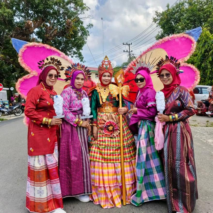 PAWAI SUTRA KABUPATEN WAJO, KELURAHAN TANCUNG TURUT SEMARAKKAN BUDAYA DAERAH 
